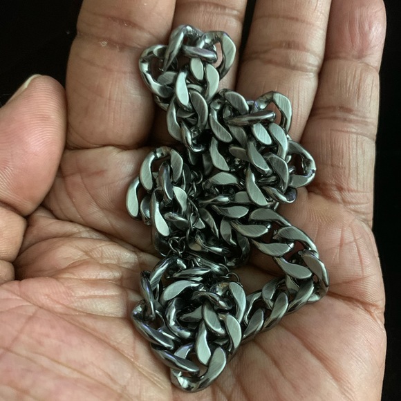Chain - Picture 3 of 4